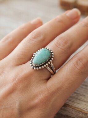 Sterling silver turquoise number 8 ring